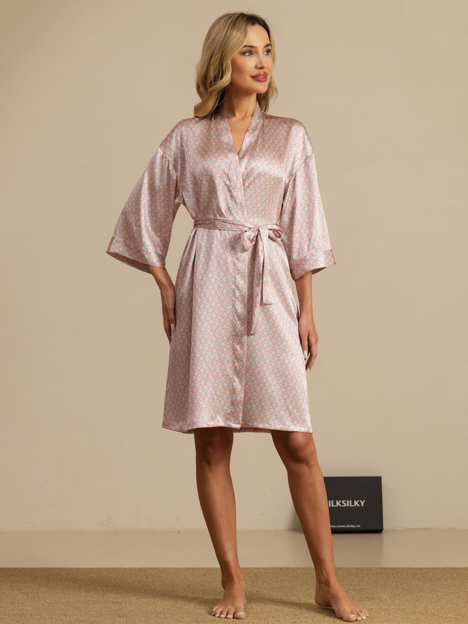 [Pink Heart Geo] SilkSilky  3/4 Sleeve Women's Robe 004