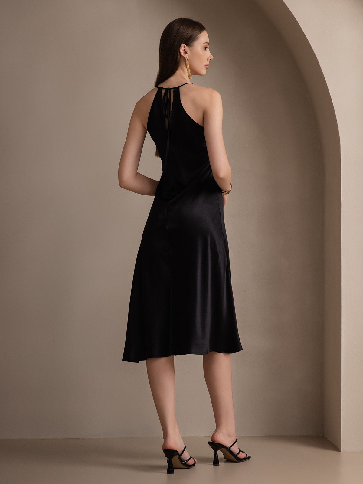 [Black] SilkSilky 19Momme Silk Sleeveless Dress 002
