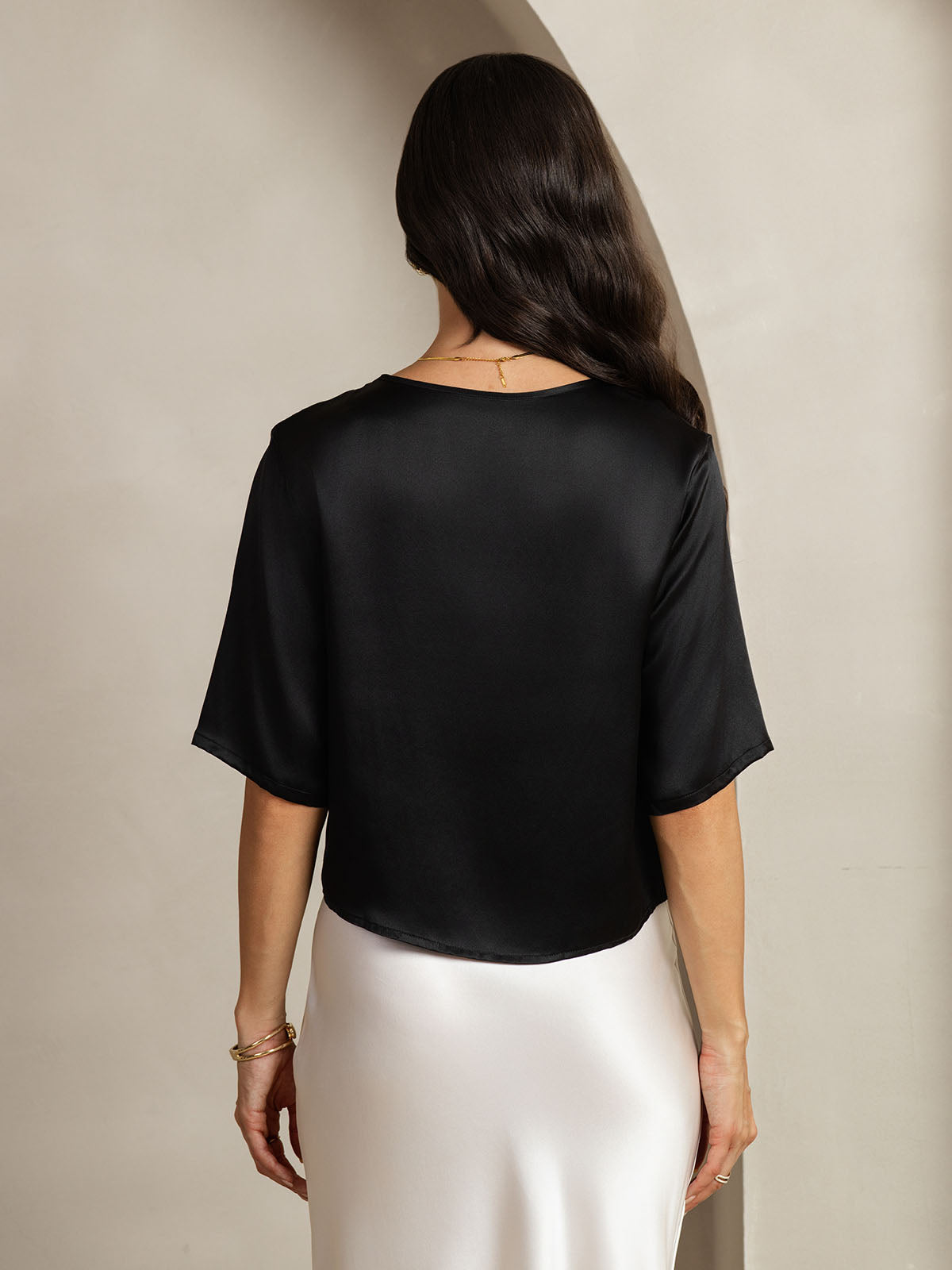 [Black] SilkSilky  Pure Silk Boat Neck Women's T-Shirt 002