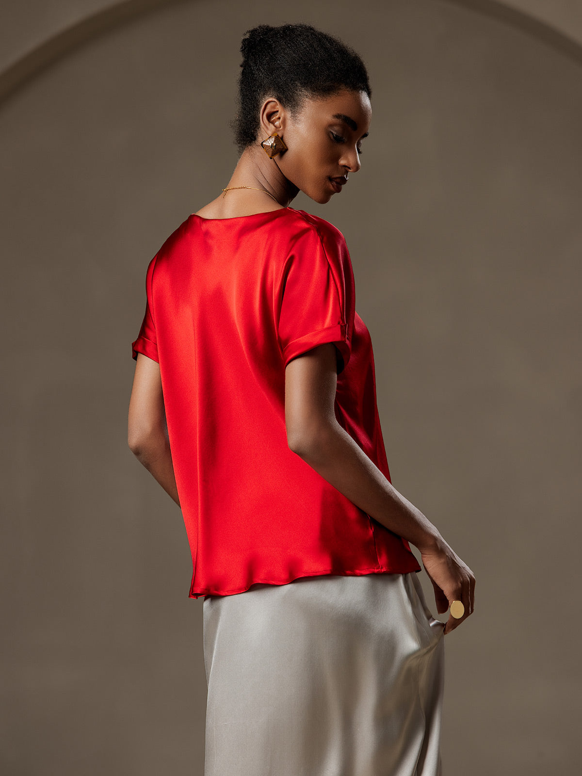 [Wine] SilkSilky  19Momme Silk Round Neck Women's T-Shirt 002,