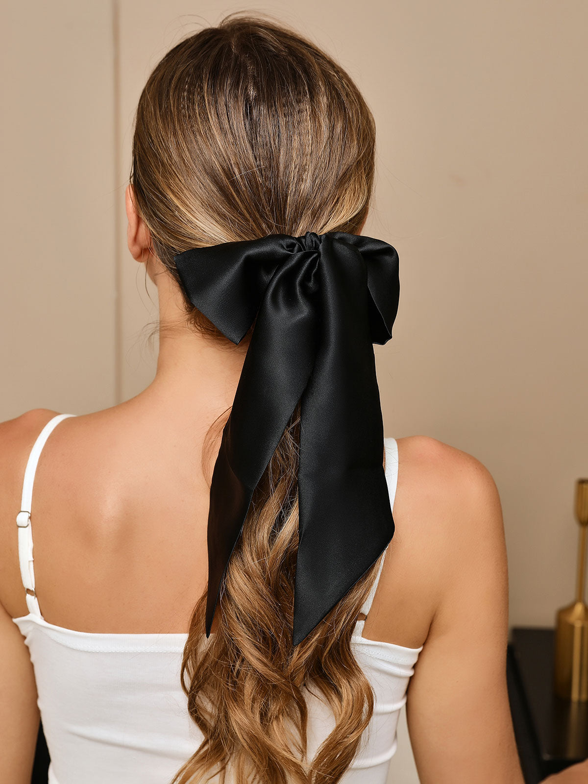 SilkSilky US 19Momme Pure Silk Scrunchie Black 001