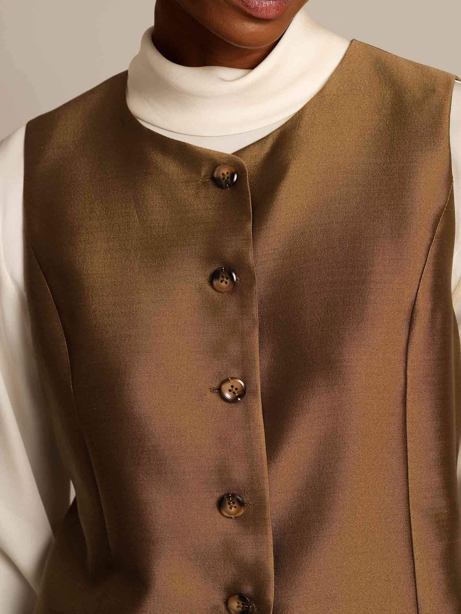 [Bronze] SilkSilky 32Momme Silk Womens Vest 004