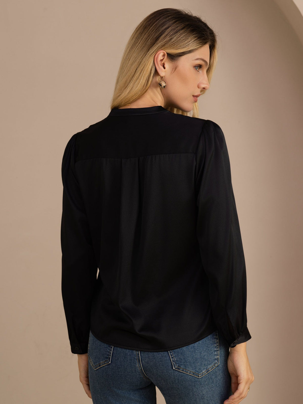 [Black] SilkSilky Long Sleeve Wrap Women's Blouse 002