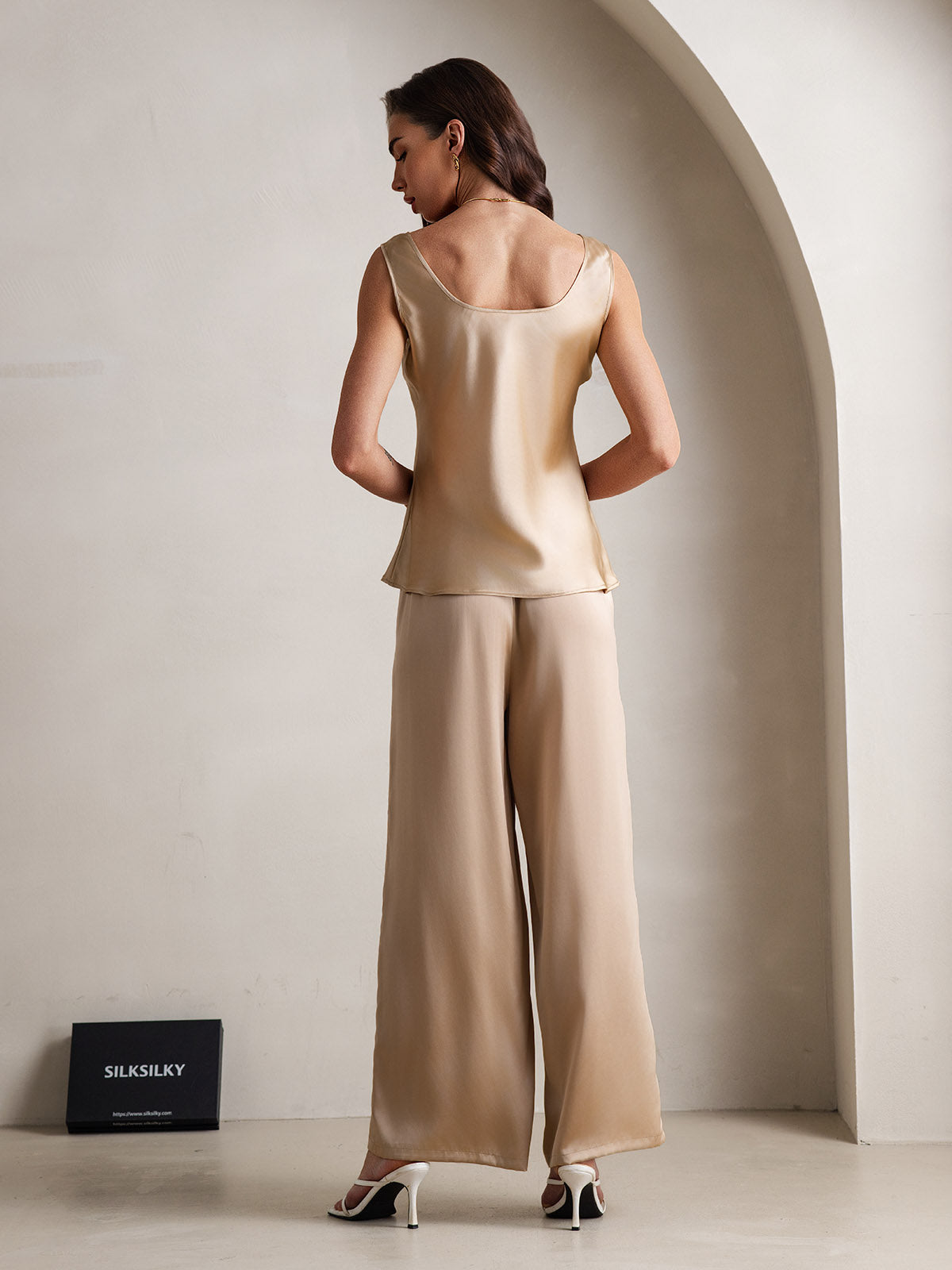 [Champagne] SilkSilky  Pure Silk Boat Neck Camisole Set 002