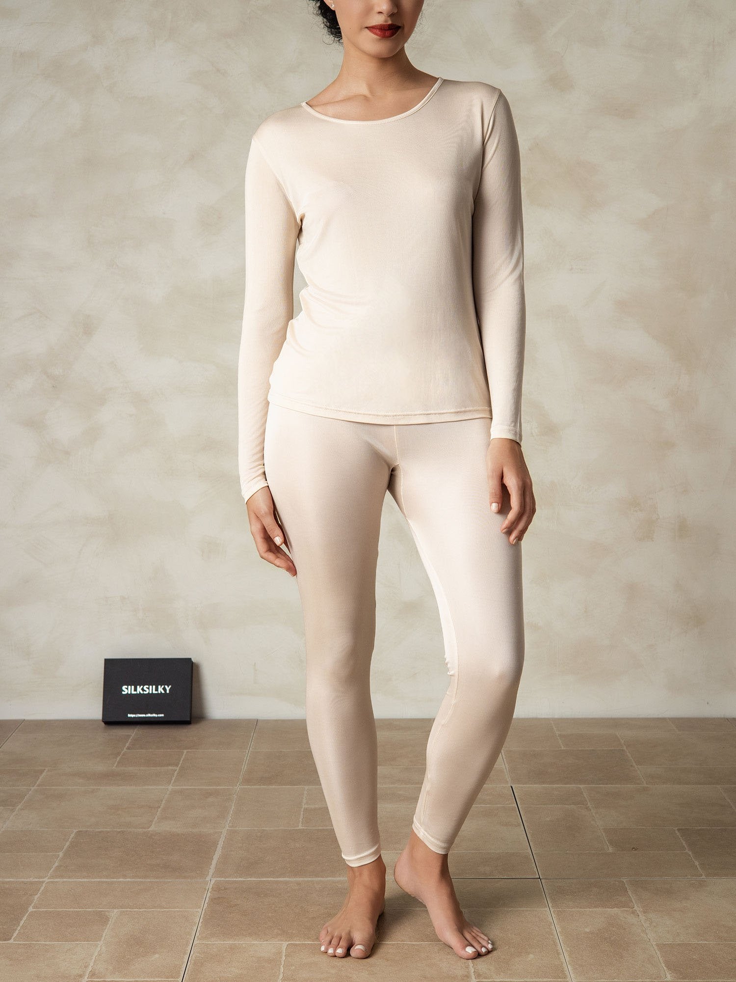 [Tan] SilkSilky Silk Round Neck Women's Pajamas 001