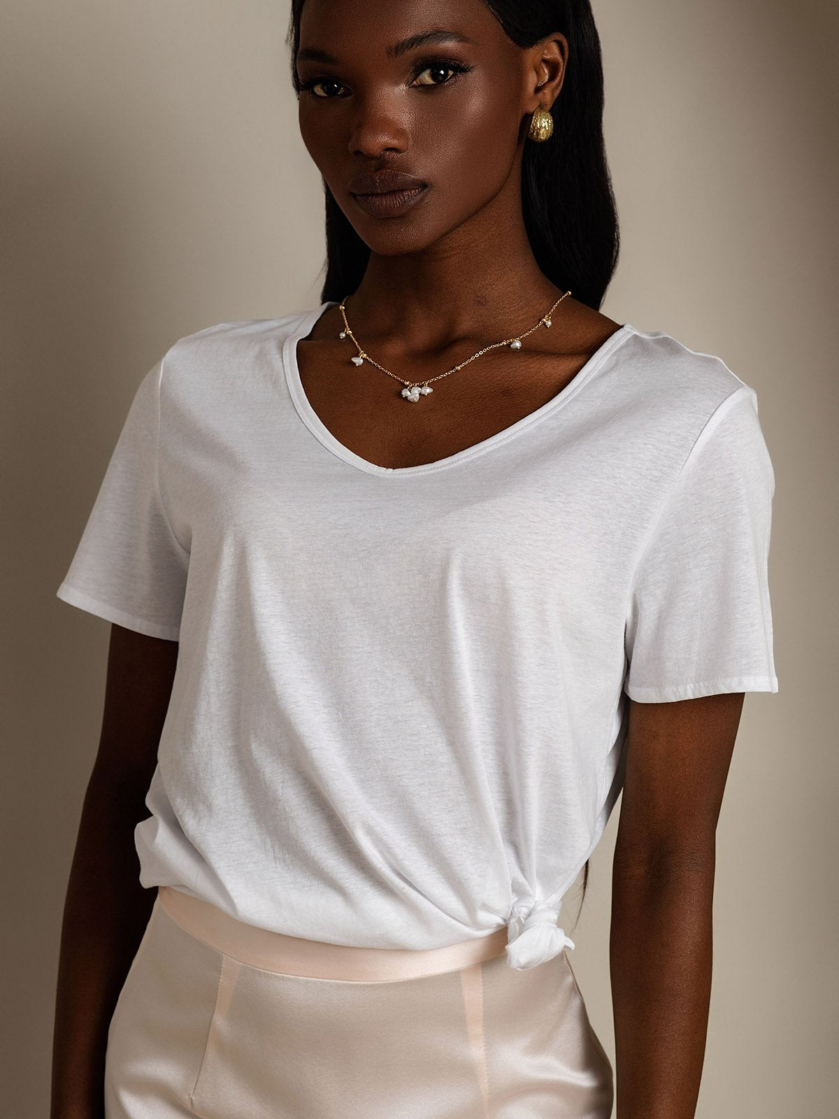 SilkSilky Silk Blend Short Sleeve V Neck Women's T-Shirt White 003