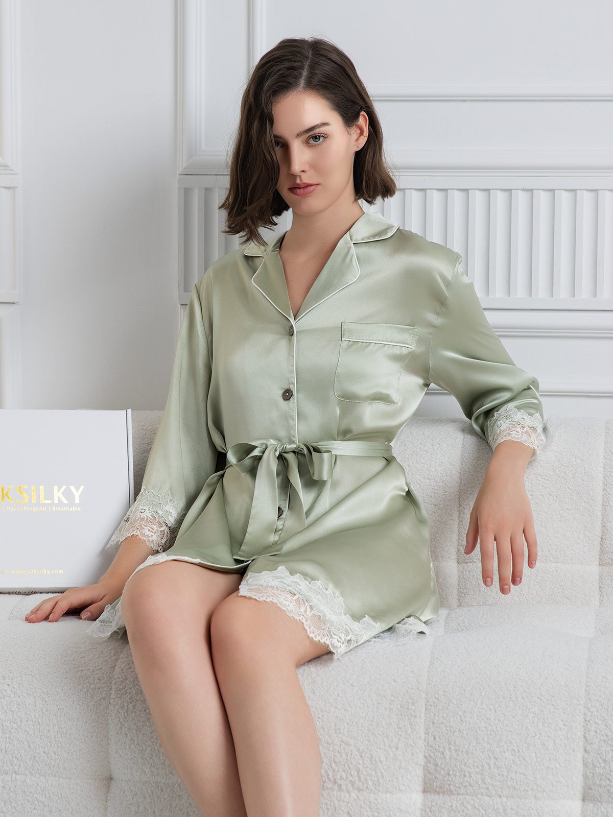 [Light Green] SilkSilky Pure Silk 3/4 Sleeve Lapel Nightshirt 003