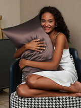 [Brown] SilkSilky Pillowcase 002