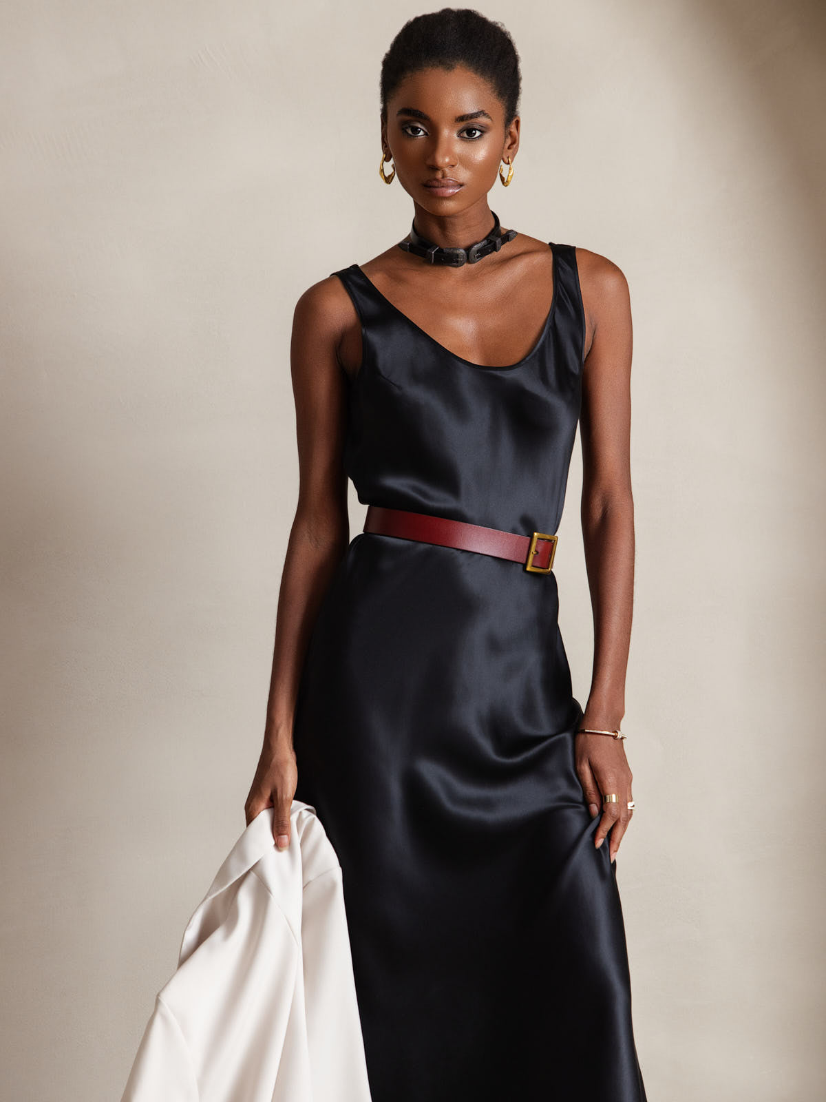 [Black] SilkSilky  Pure Silk Boat Neck Dress 001