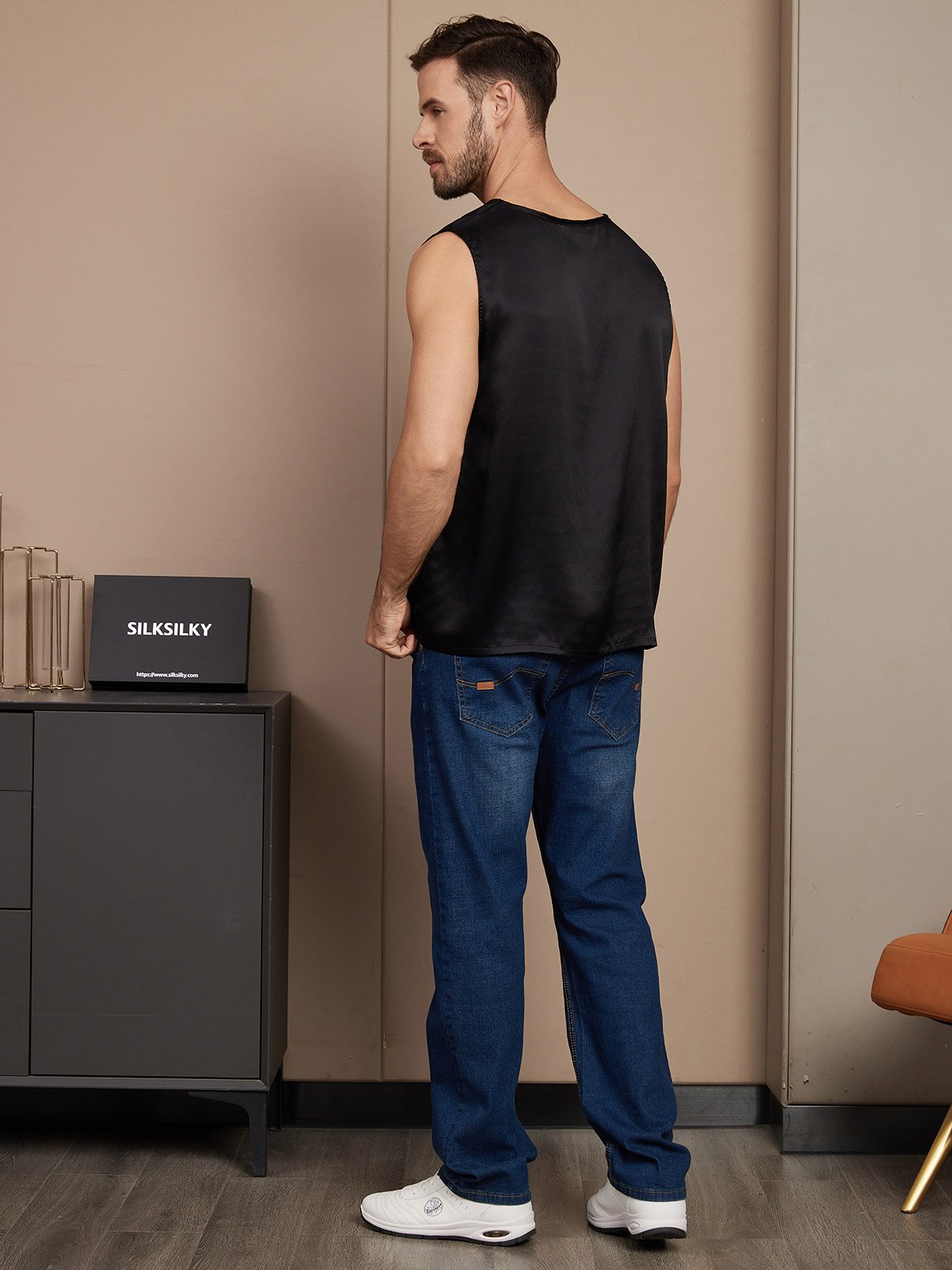 [Black] SilkSilky  Pure Silk Mens T-Shirt 002,