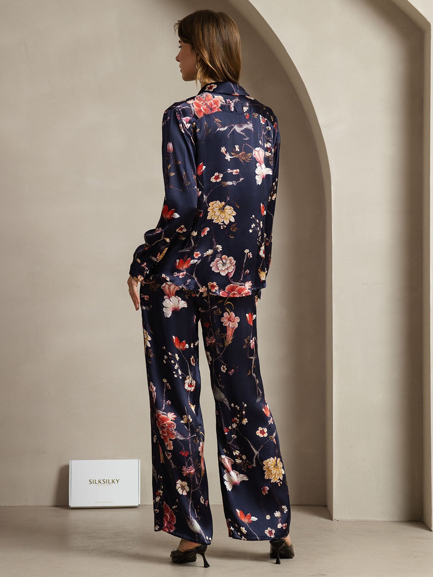 [NavyFloral] SilkSilky 19Momme Silk Lapel Collar Women''s Outfit Sets 002