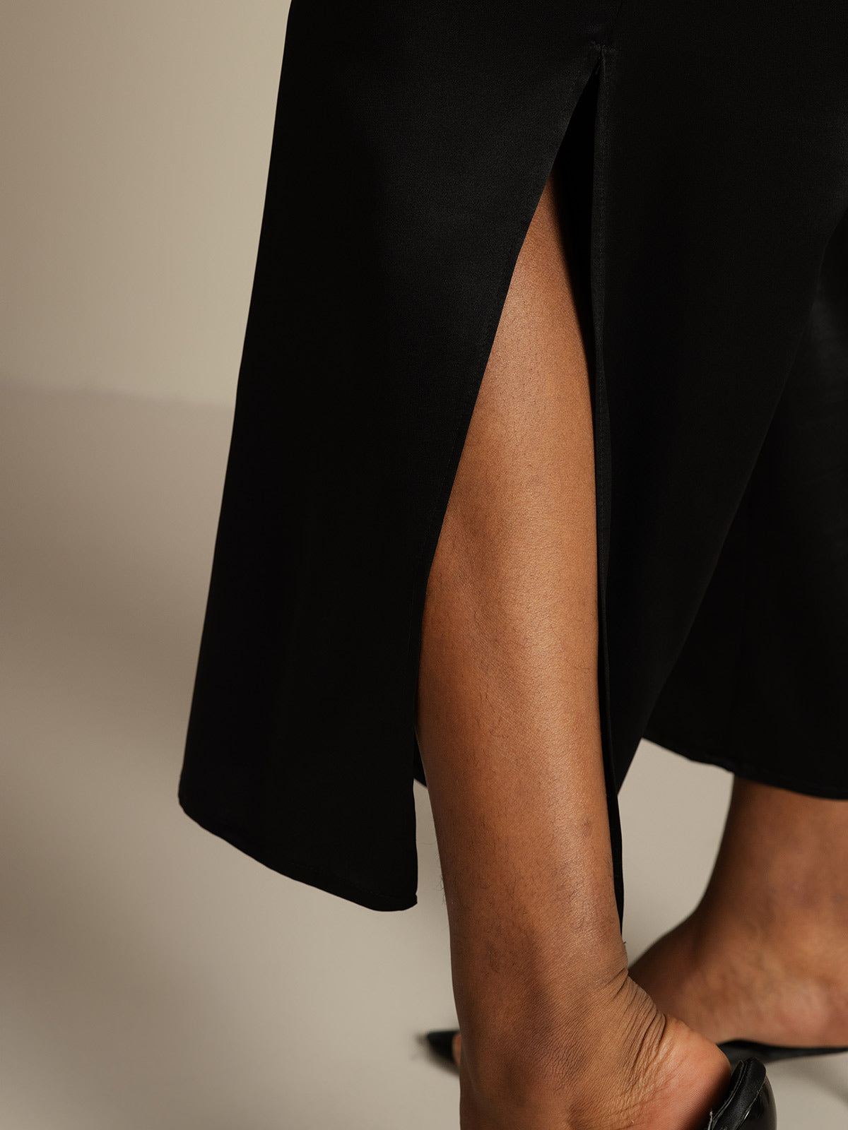 [Black] SilkSilky  19Momme Silk Split Women's Pants 004