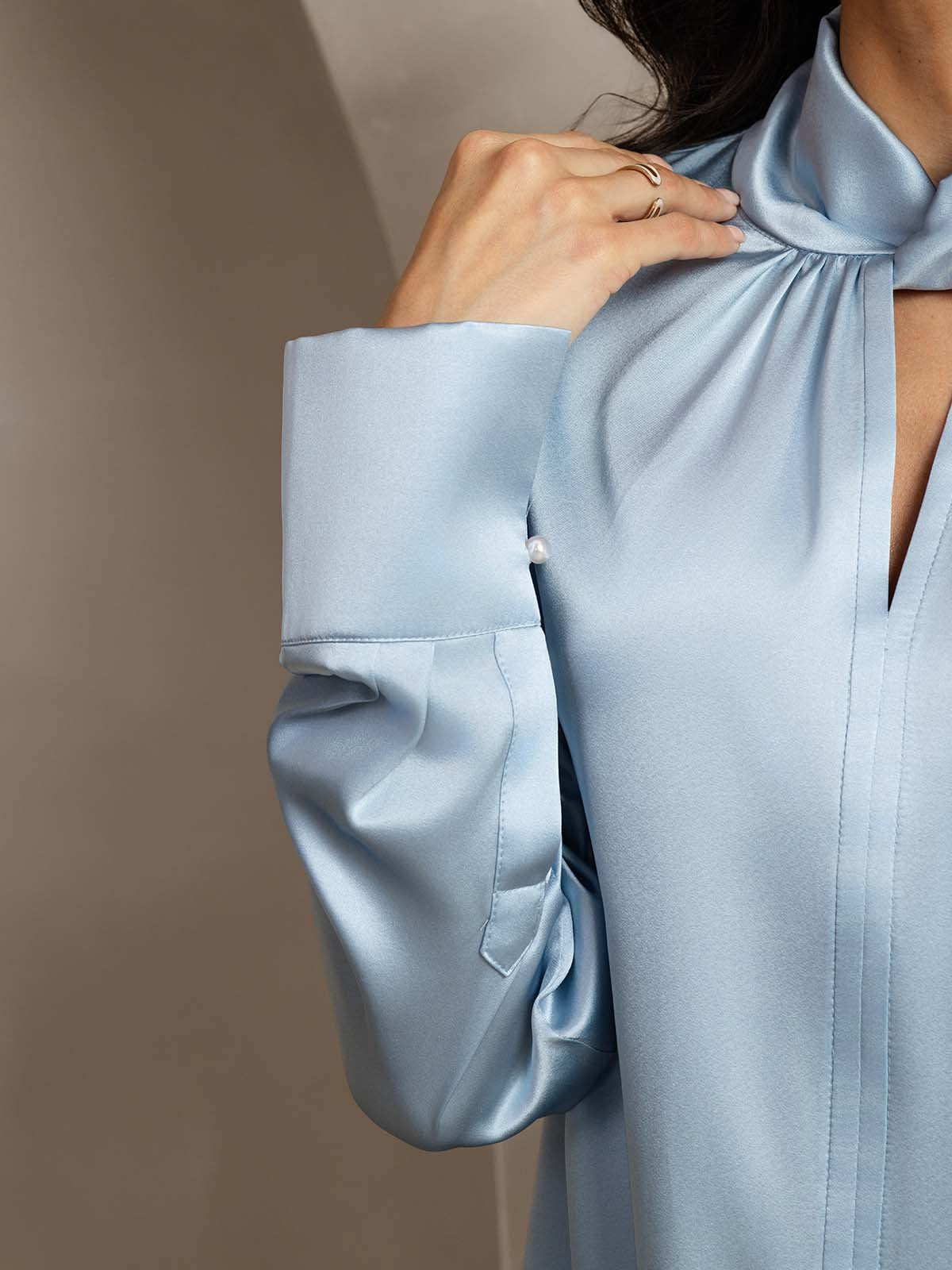 [GrayishBlue] SilkSilky 19Momme Silk Keyhole Neck Women's Shirt 004