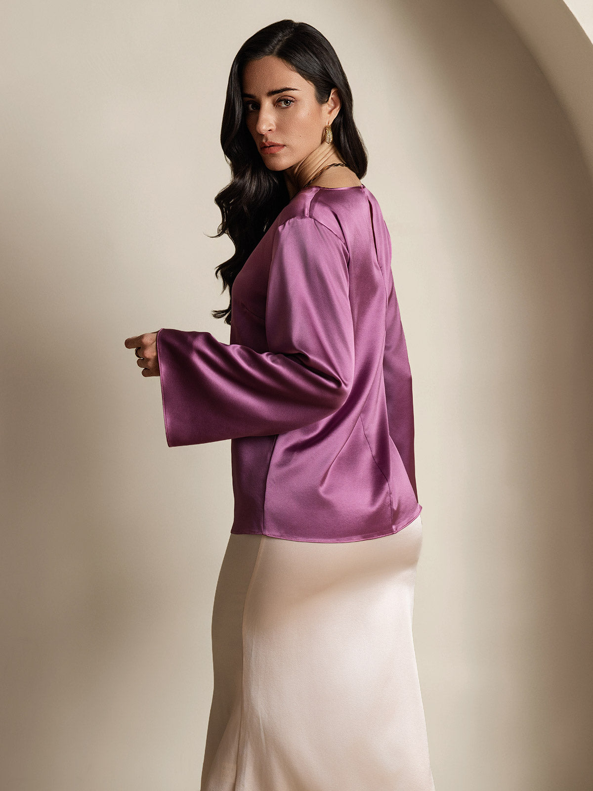 [Deep Purple] SilkSilky  19Momme Silk Round Neck Women's T-Shirt 002