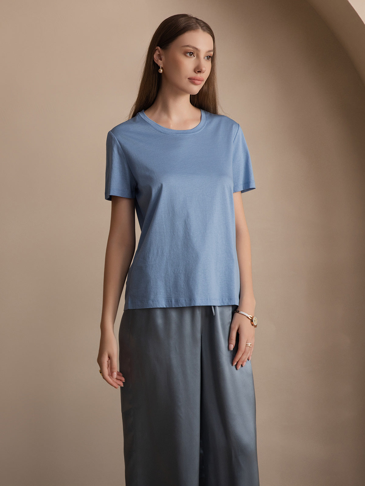 SilkSilky  Silk Knitted Short Sleeve Round Neck Women's T-Shirt Blue 001