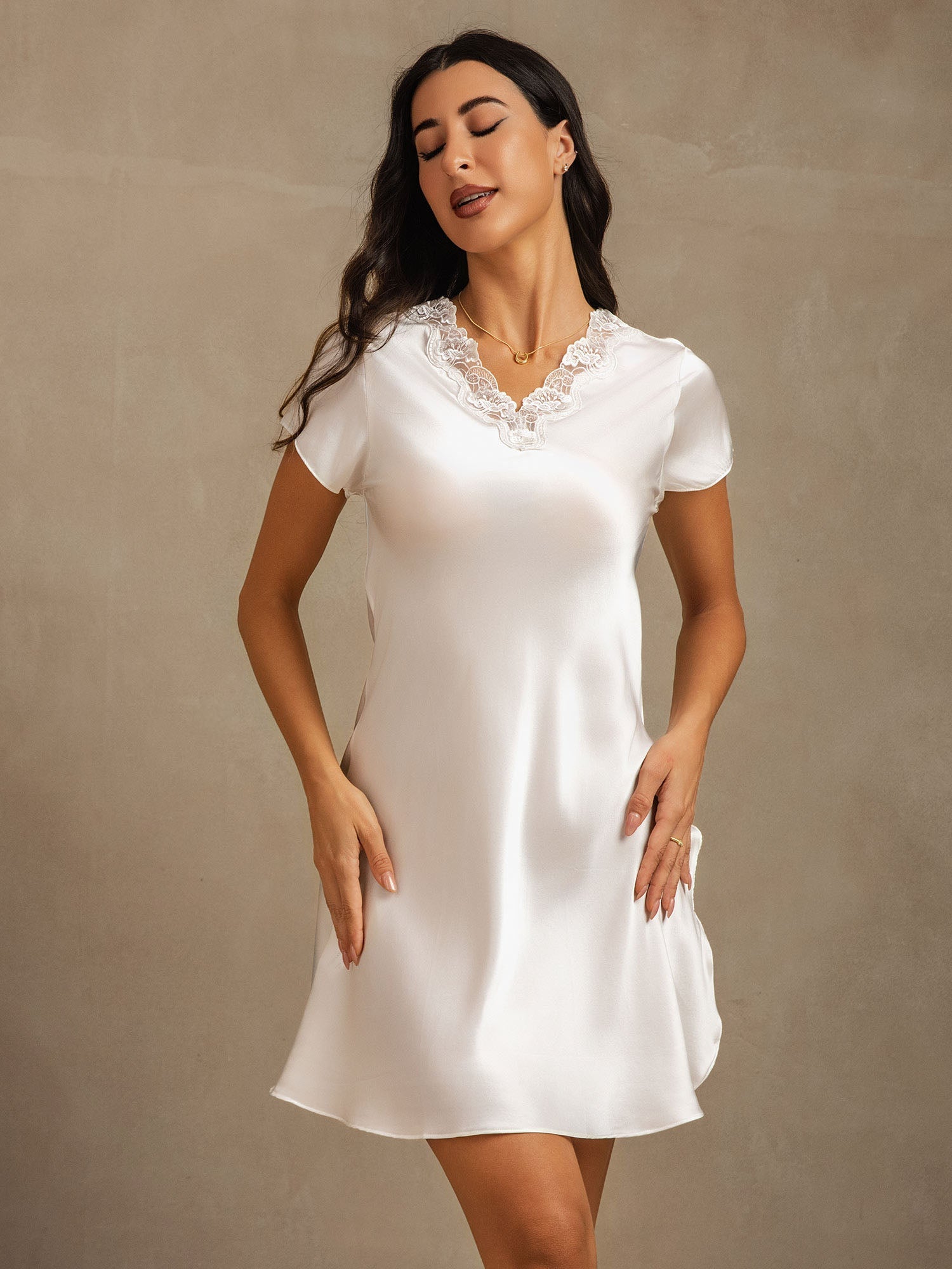 [White] SilkSilky  Pure Silk V Neck Nightgown 005