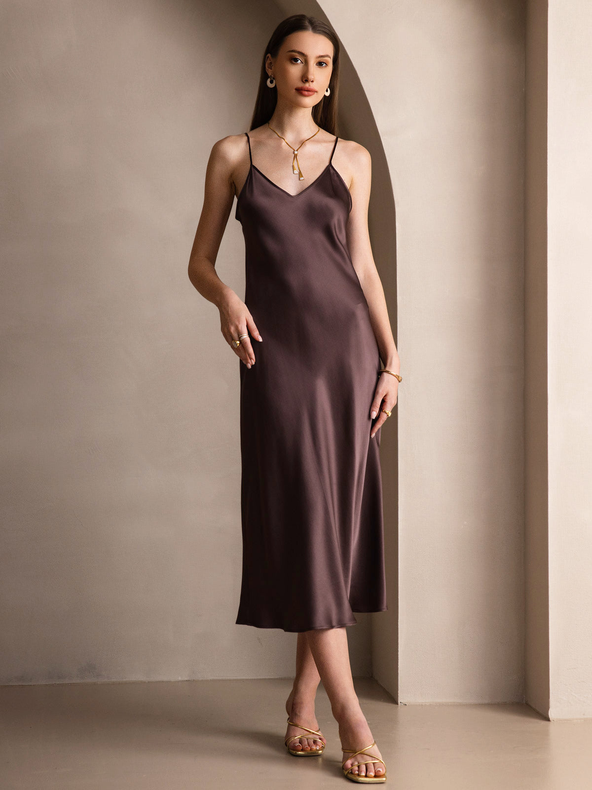 [Coffee] SilkSilky  Pure Silk Round Neck Dress 003