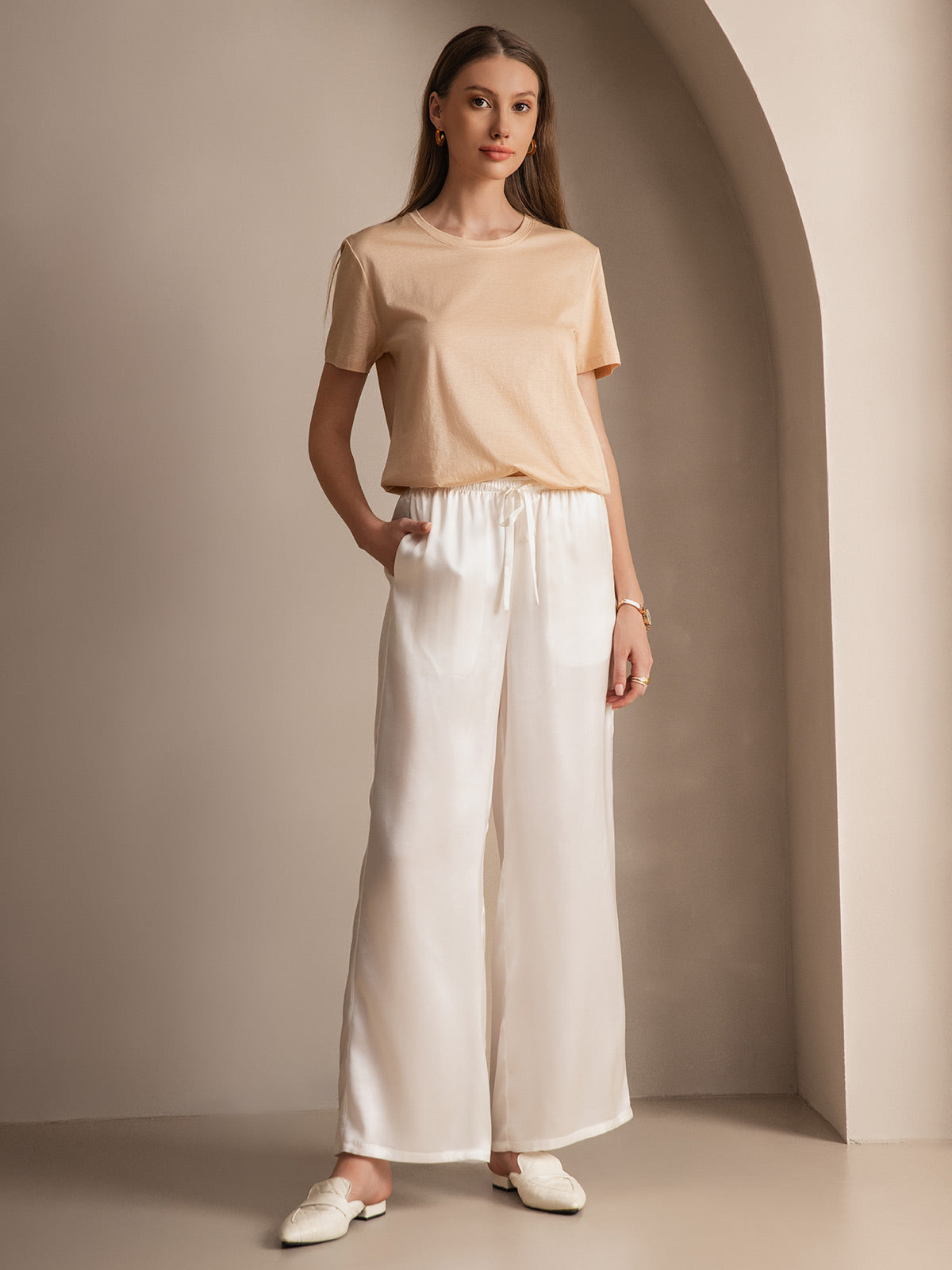 [Beige] SilkSilky Silk Knitted Short Sleeve Round Neck Women's T-Shirt 003