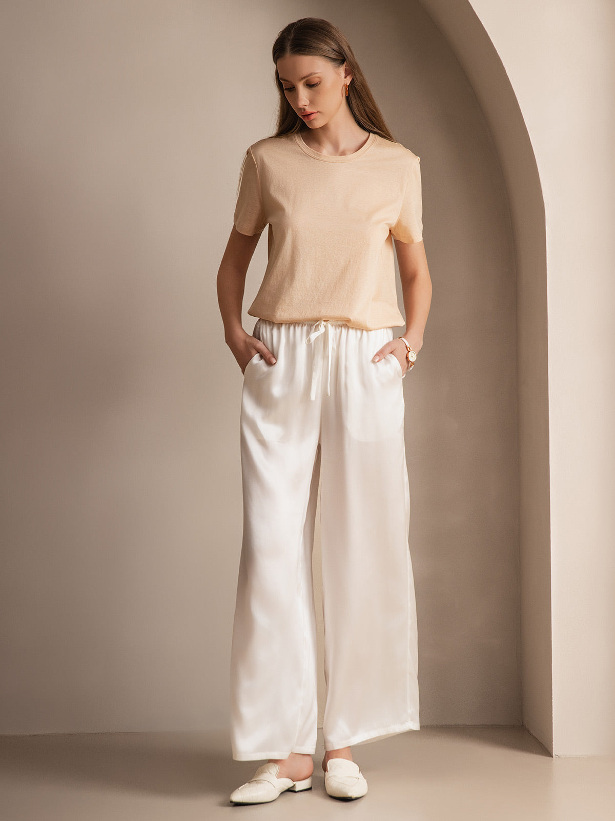 [Beige] SilkSilky Silk Knitted Short Sleeve Round Neck Women's T-Shirt 004
