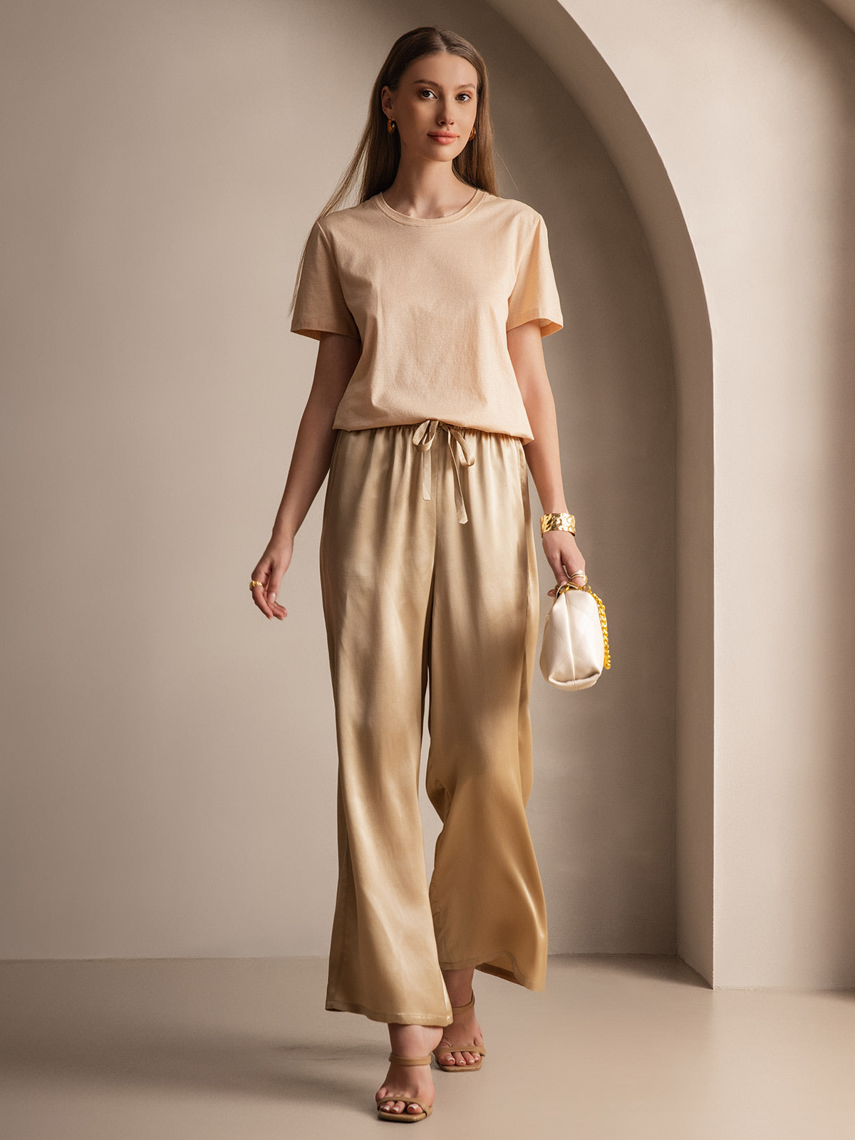 [Beige] SilkSilky Silk Knitted Short Sleeve Round Neck Women's T-Shirt 006
