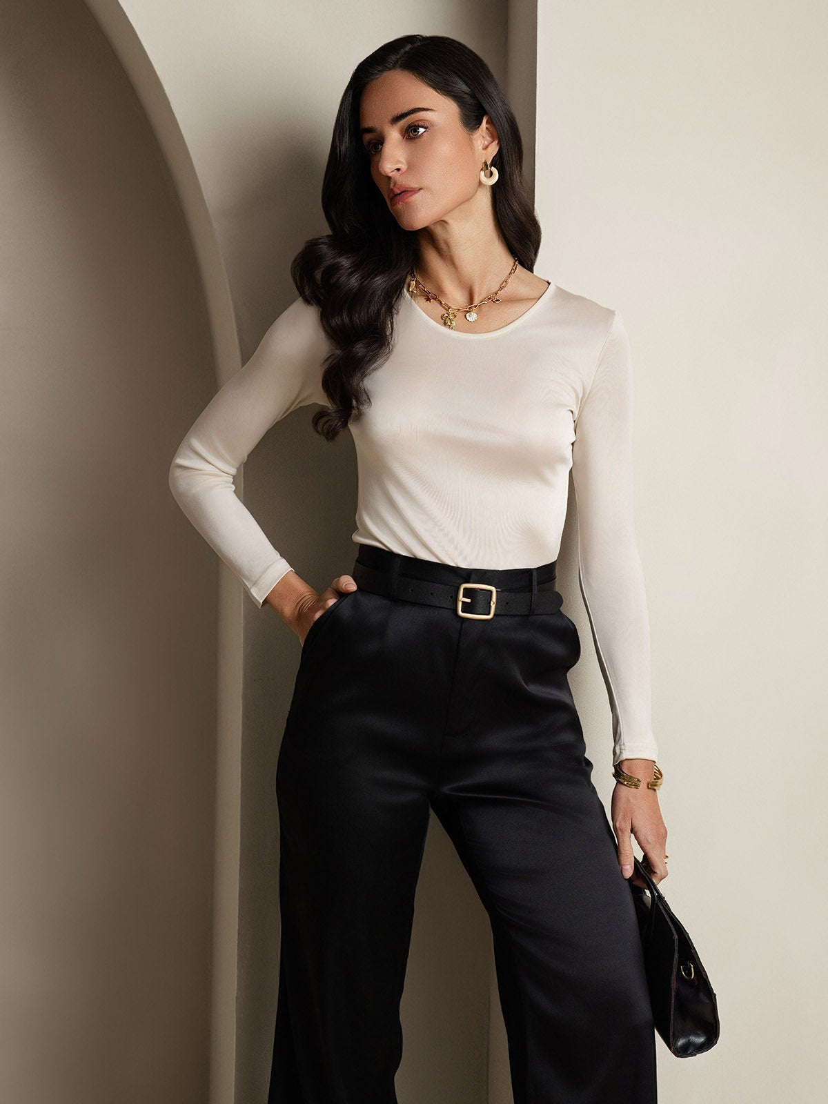 [Beige] SilkSilky Silk Long Sleeve Round Neck Women's T-Shirt 006