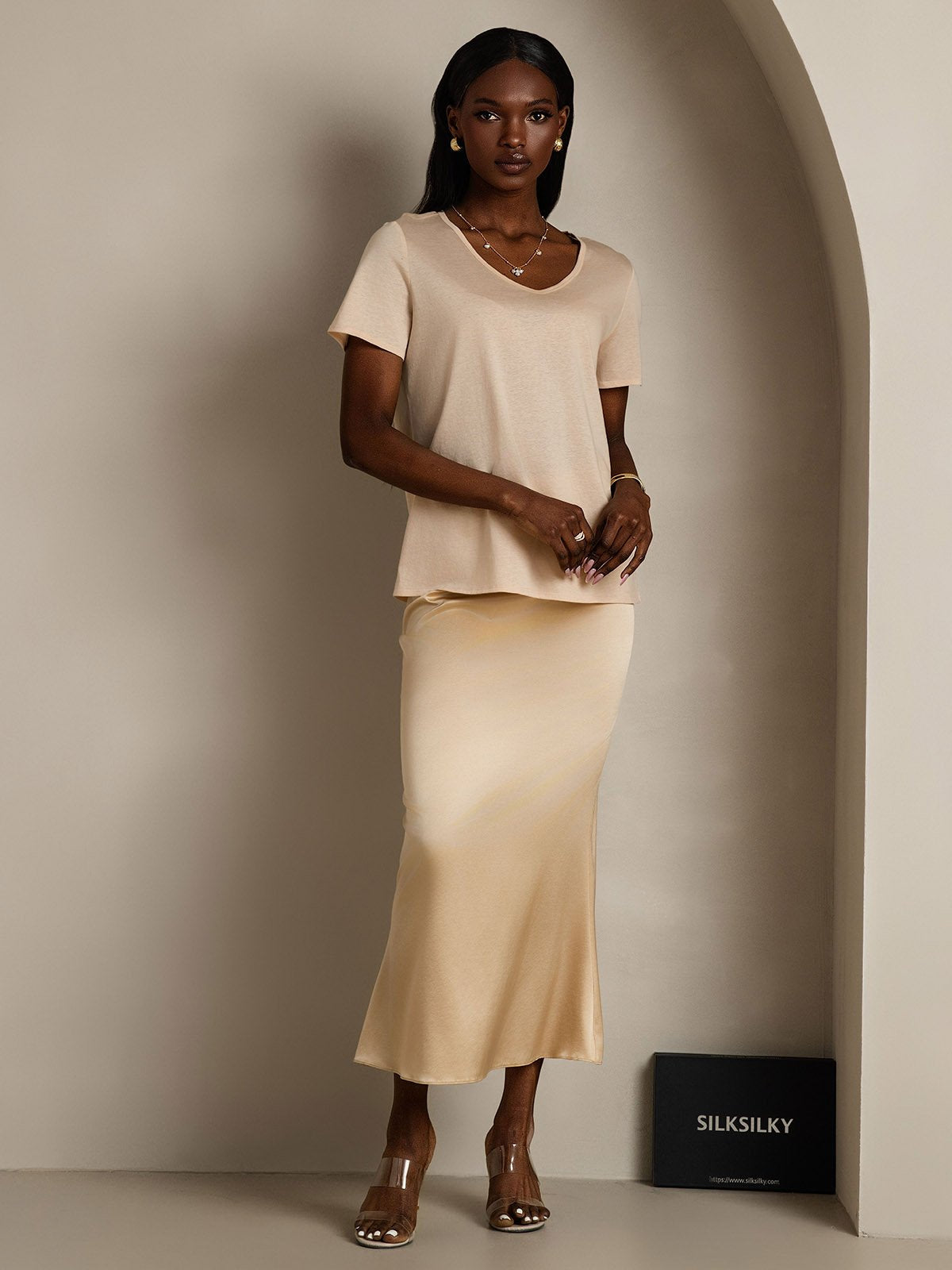 [Beige] SilkSilky Silk Short Sleeve V Neck Women's T-Shirt 006