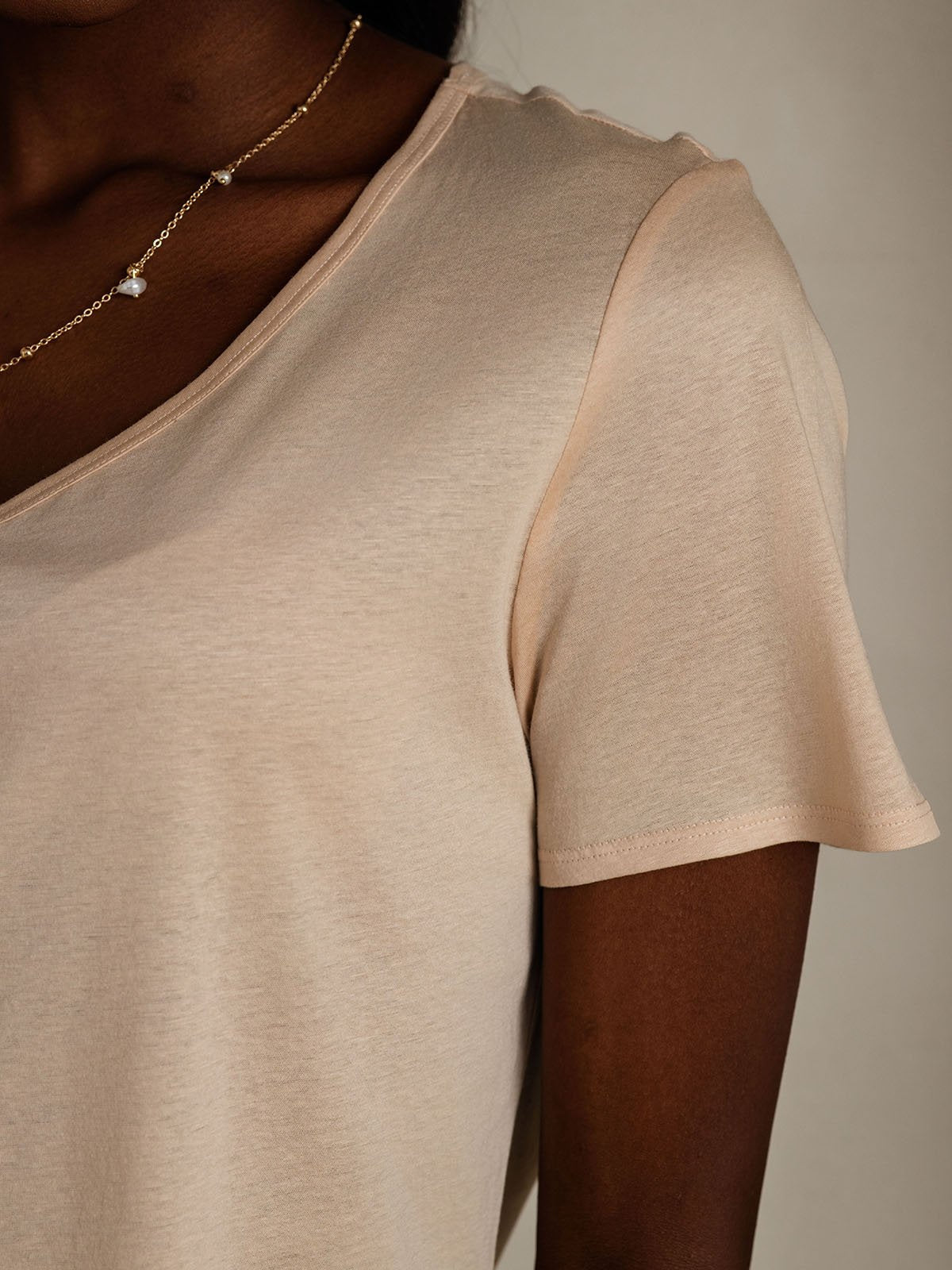 [Beige] SilkSilky Silk Short Sleeve V Neck Women's T-Shirt 007