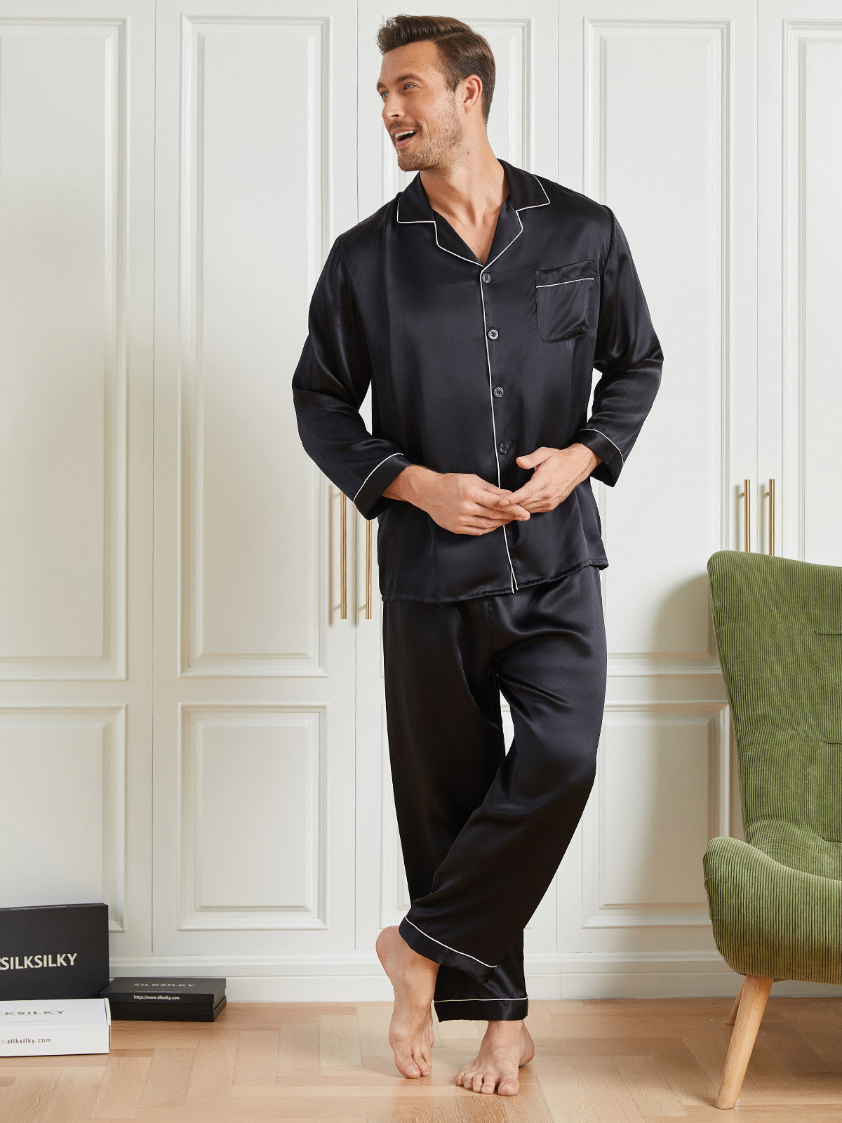 [Black] SilkSilky 19Momme Pure Silk Long Sleeve Lapel Men's Pajamas 001