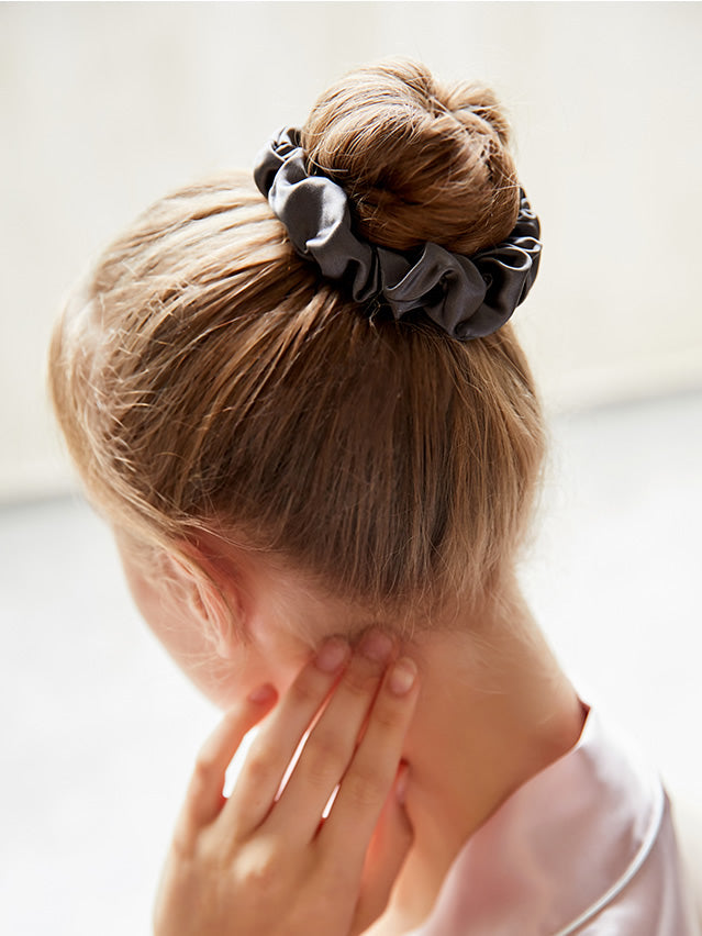 [Black] SilkSilky 19Momme Pure Silk Scrunchie 005
