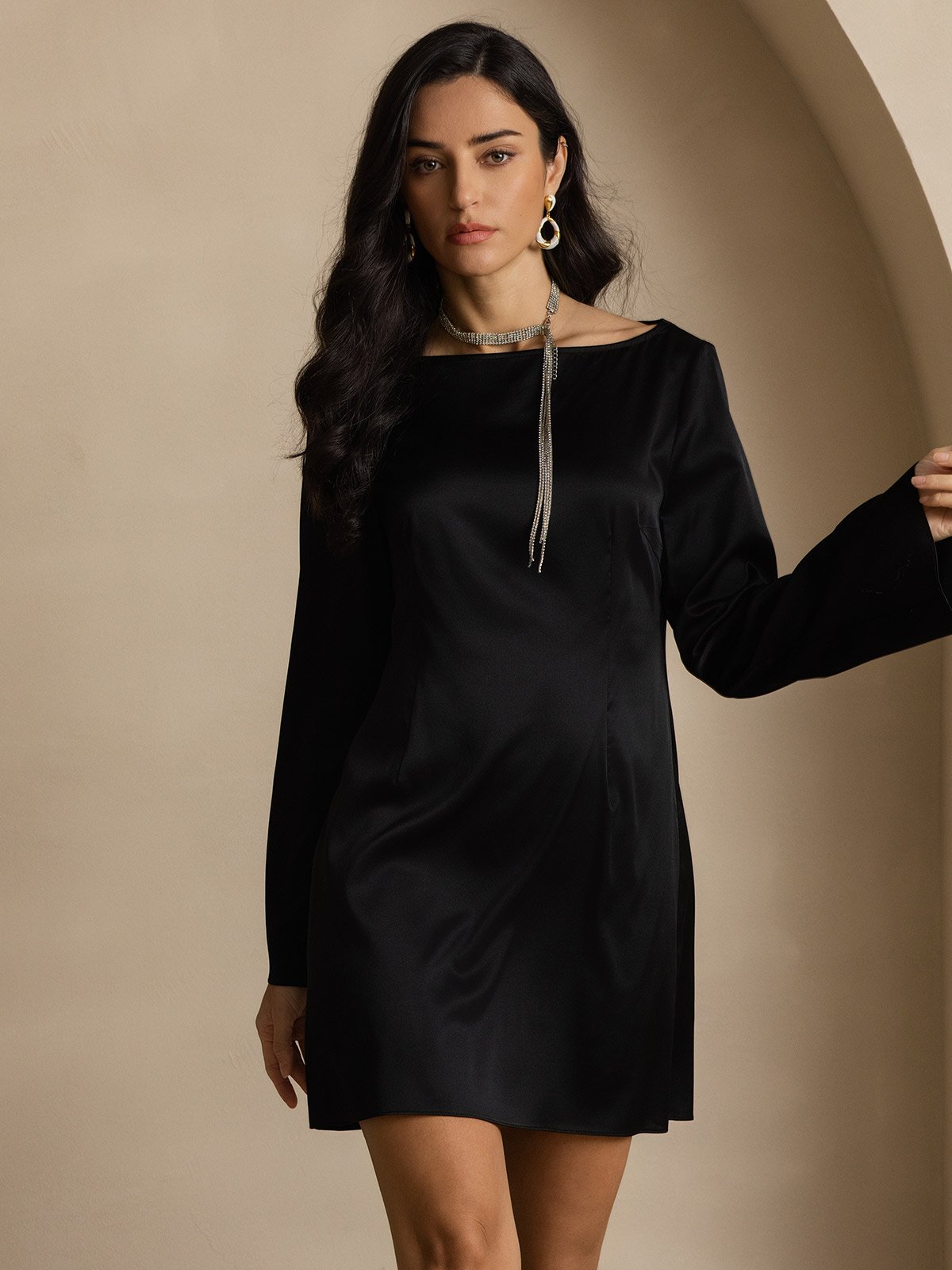 [Black] SilkSilky 19Momme Silk Long Sleeve Boat Neck Dress 005