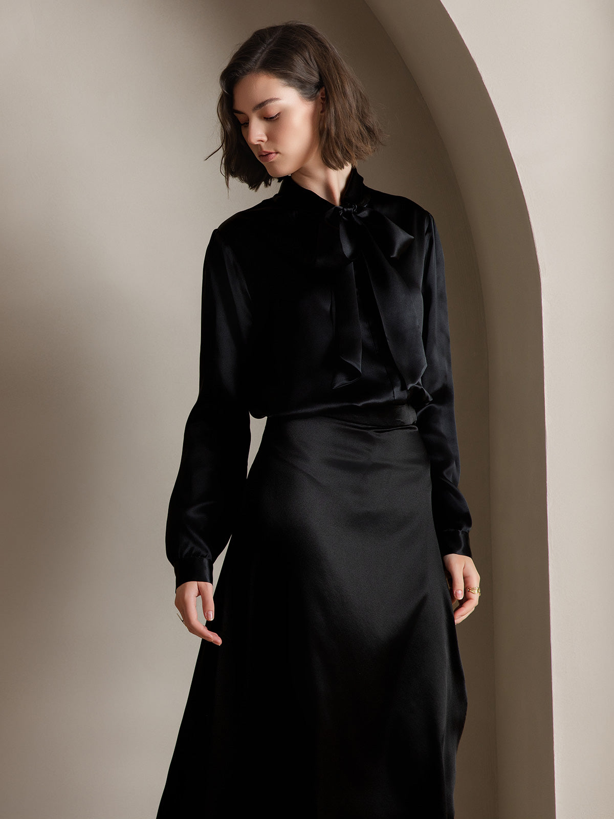 [Black] SilkSilky 19Momme Silk Long Sleeve Tie Neck Women's Shirt 003