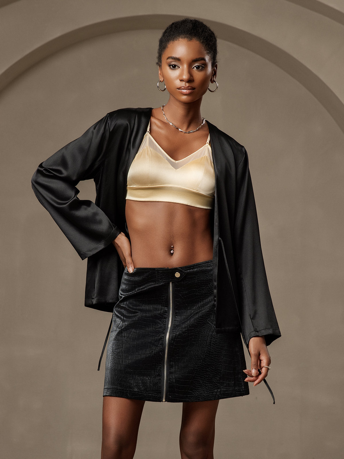 [Black] SilkSilky 19Momme Silk Long Sleeve Womens Outerwear 001
