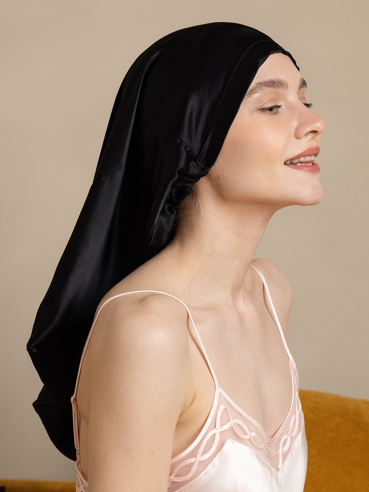 [Black] SilkSilky 19Momme Silk Sleep Cap 001
