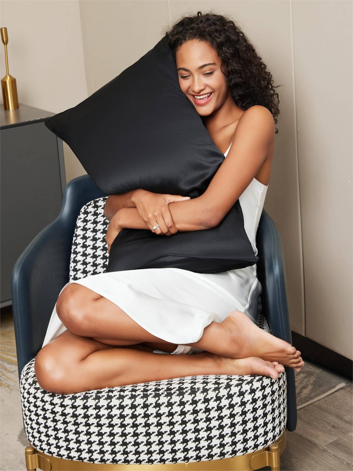 [Black] SilkSilky 22Momme Pure Silk Pillowcase 002