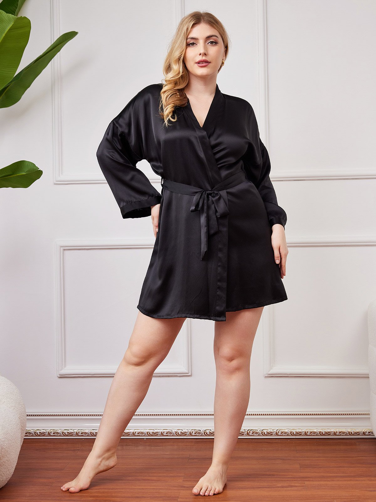 [Black] SilkSilky Pure Silk Long Sleeve Deep V Neck Plus Size Robe 005