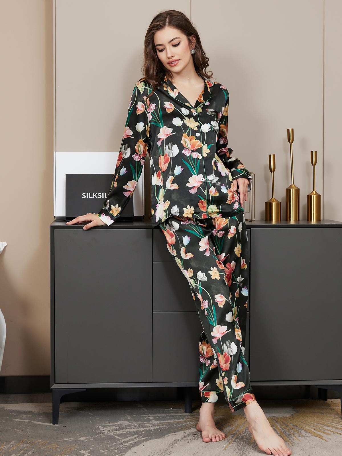[Black] SilkSilky Pure Silk Long Sleeve Lapel Women's Pajamas 002