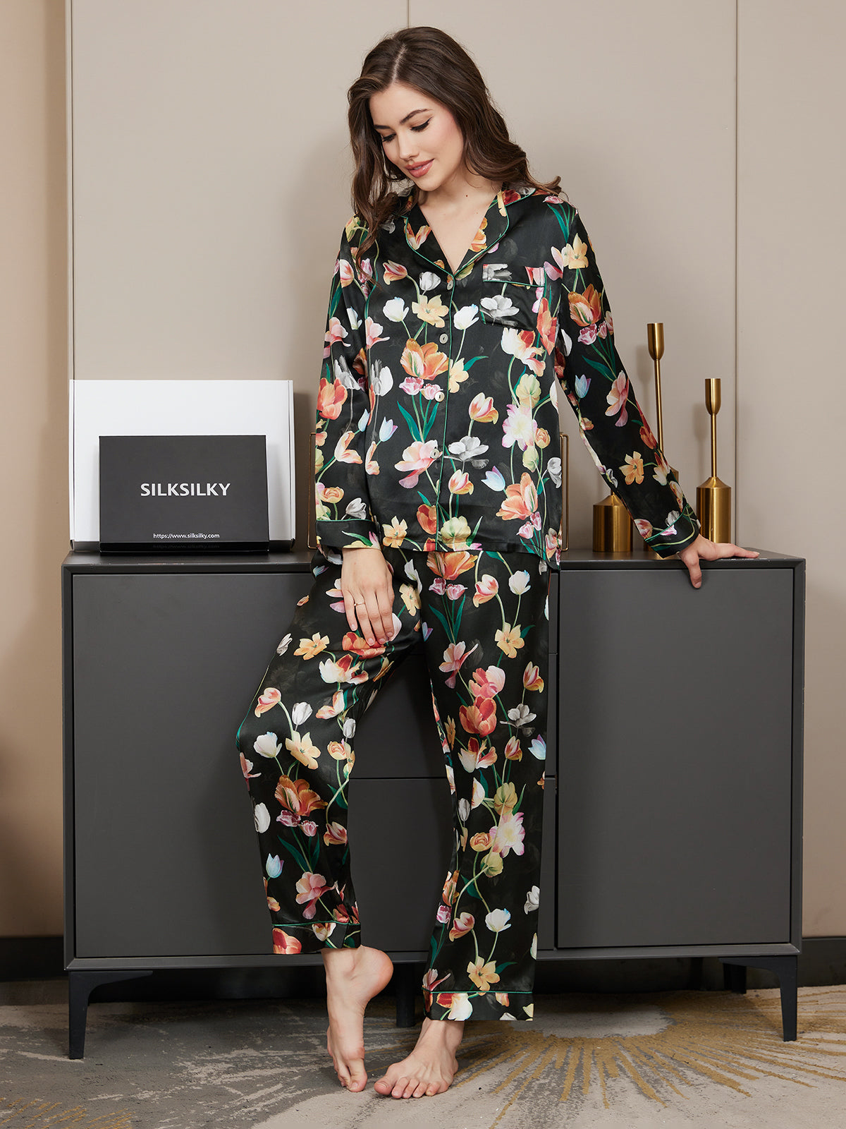 [Black] SilkSilky Pure Silk Long Sleeve Lapel Women's Pajamas 003