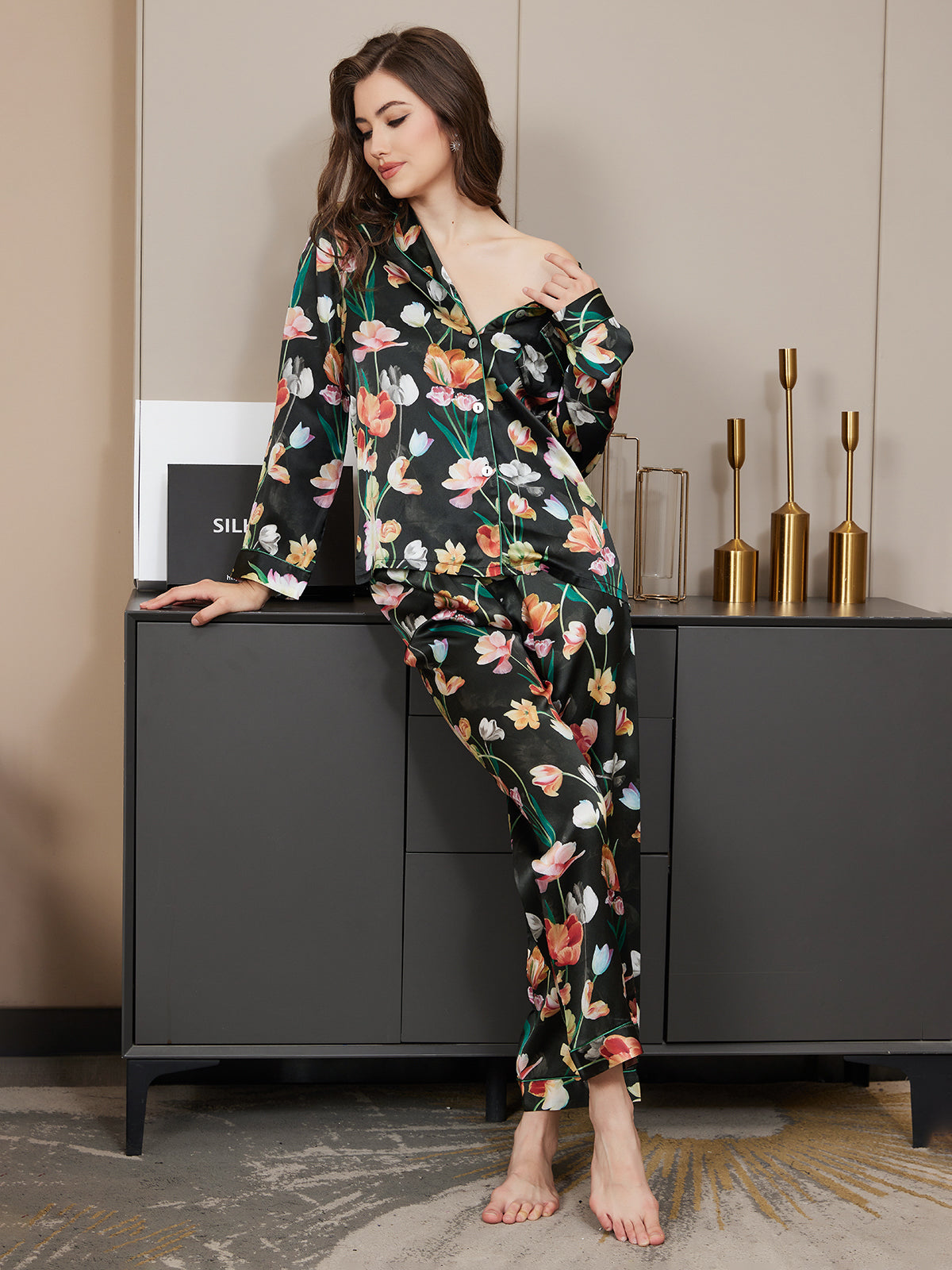 [Black] SilkSilky Pure Silk Long Sleeve Lapel Women's Pajamas 008