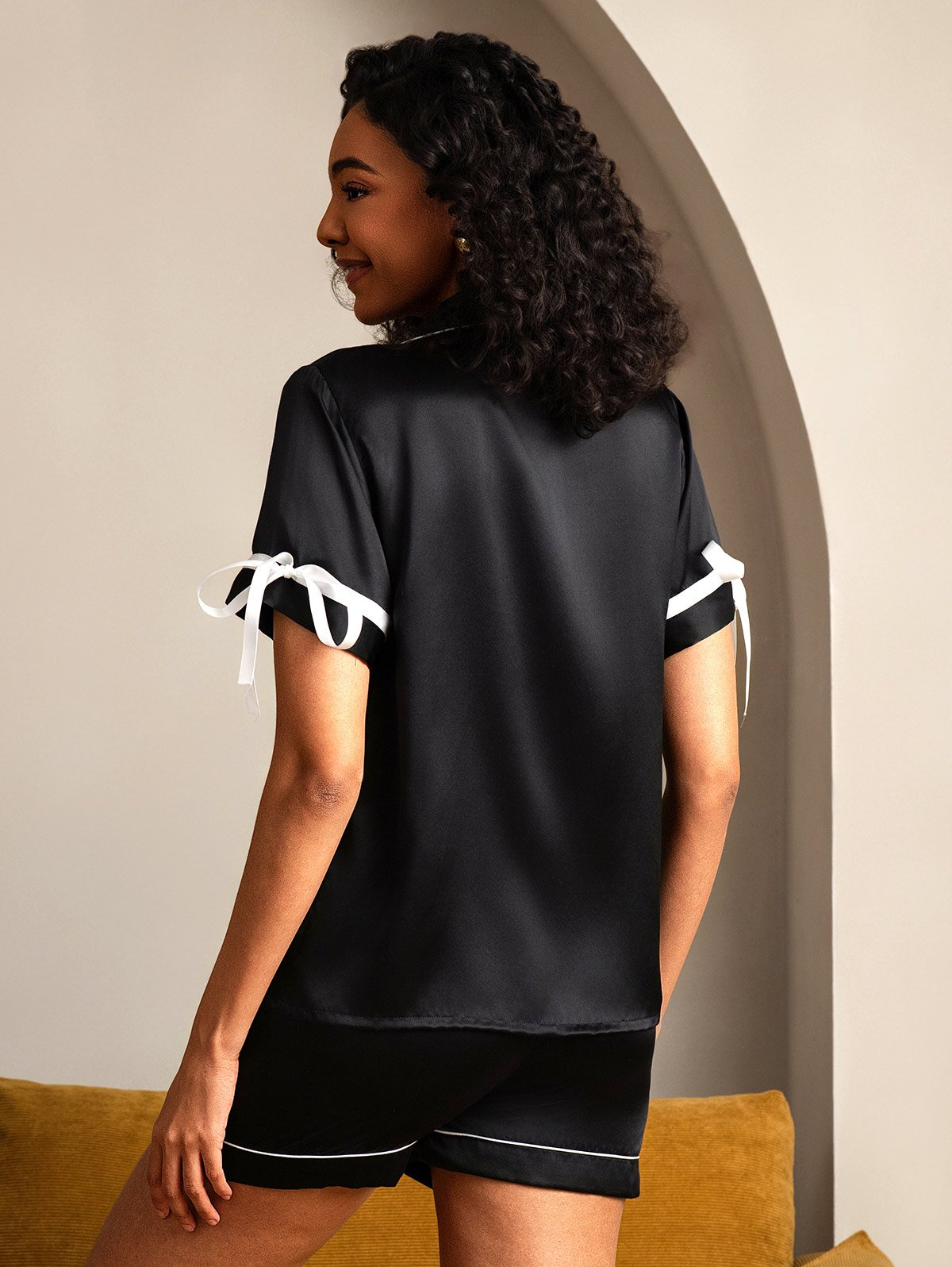 [Black] SilkSilky Pure Silk Short Sleeve Lapel Women's Pajamas 002