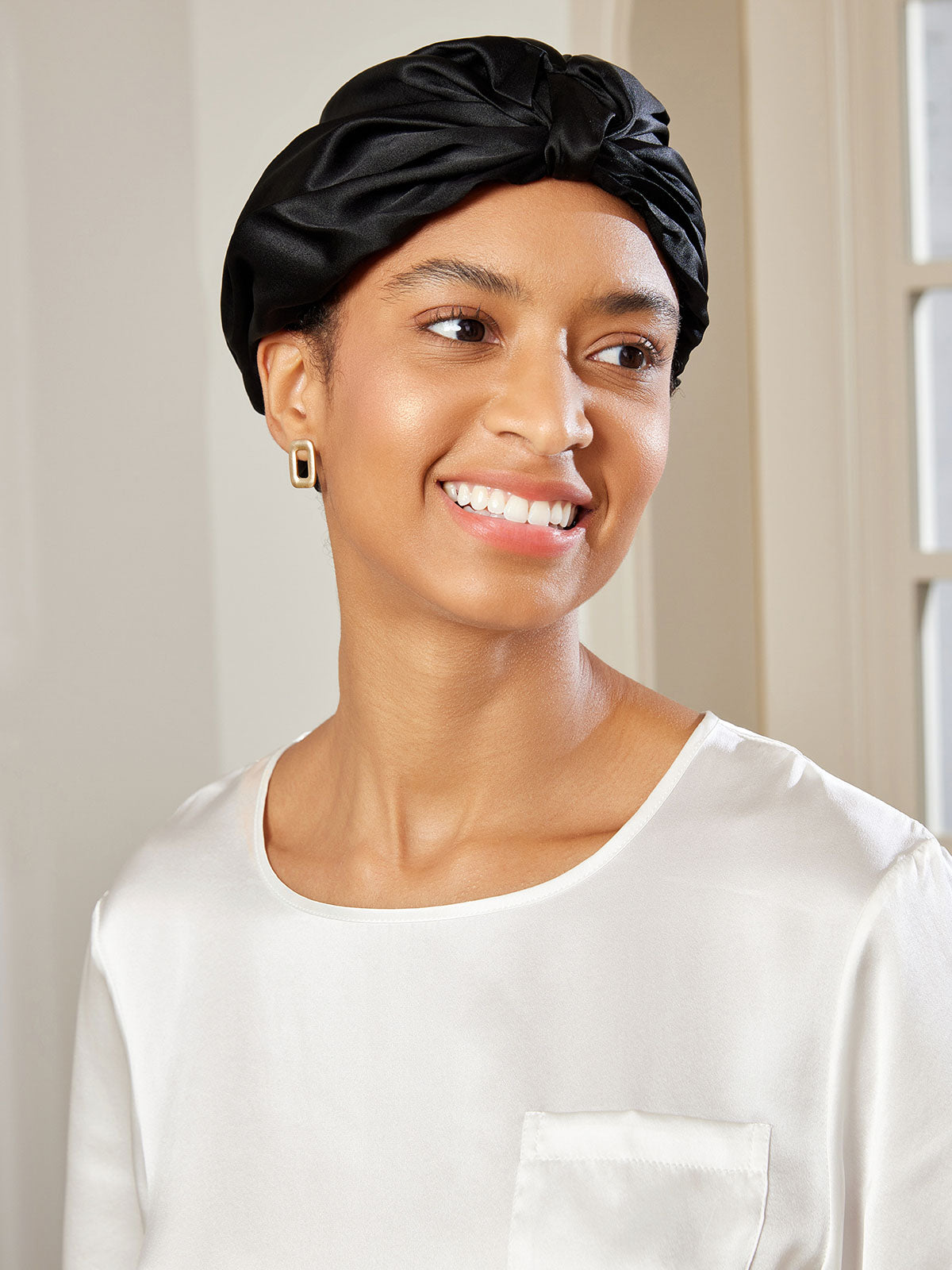 [Black] SilkSilky Pure Silk Sleep Cap 002