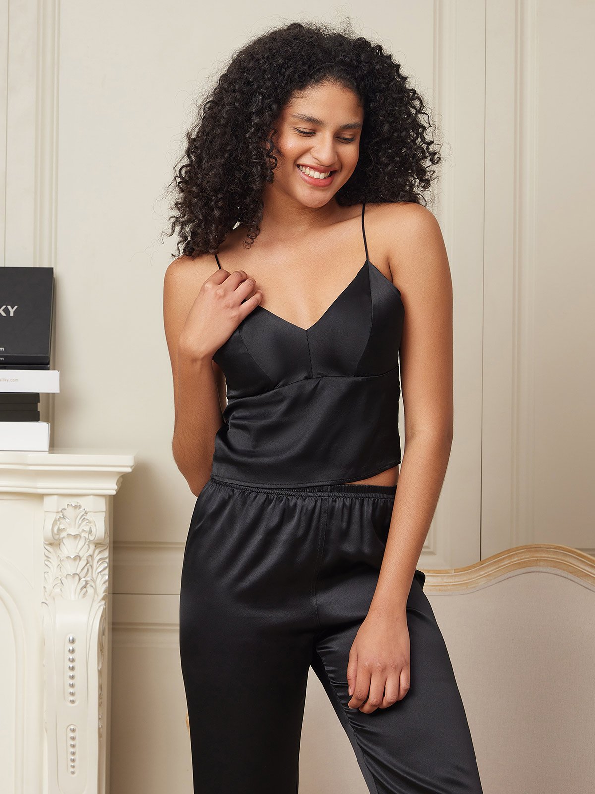 [Black] SilkSilky Pure Silk V Neck Camisole Top 002