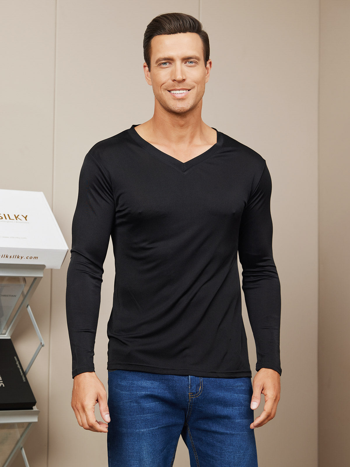 [Black] SilkSilky Silk Knitted Long Sleeve V Neck Men's T-Shirt 001