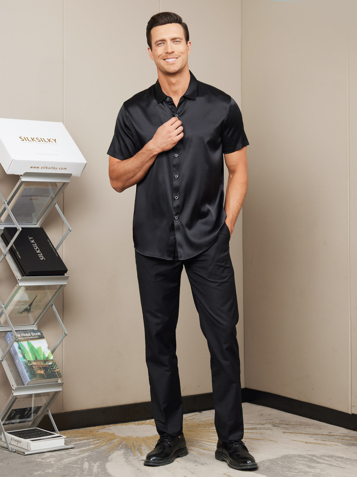 [Black] SilkSilky Silk Short Sleeve Collar Men's Shirt 007
