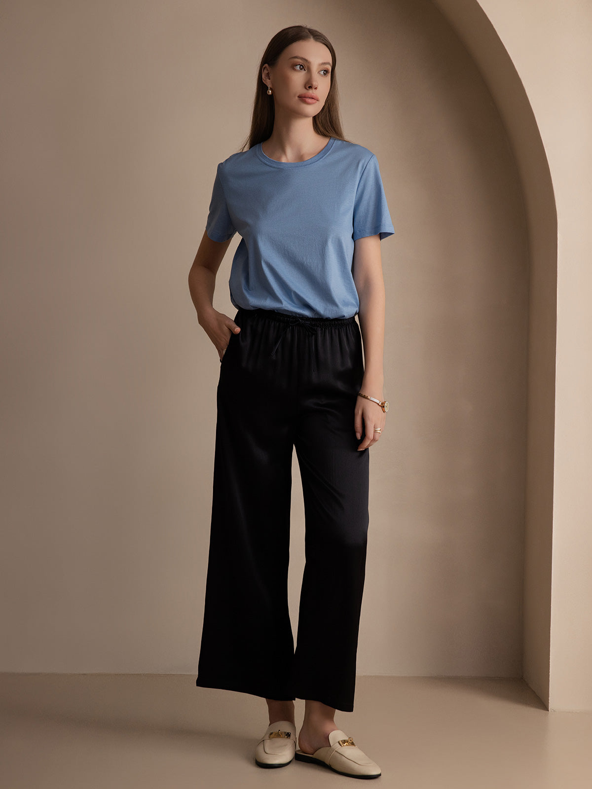 [Blue] SilkSilky Silk Knitted Short Sleeve Round Neck Women's T-Shirt 001