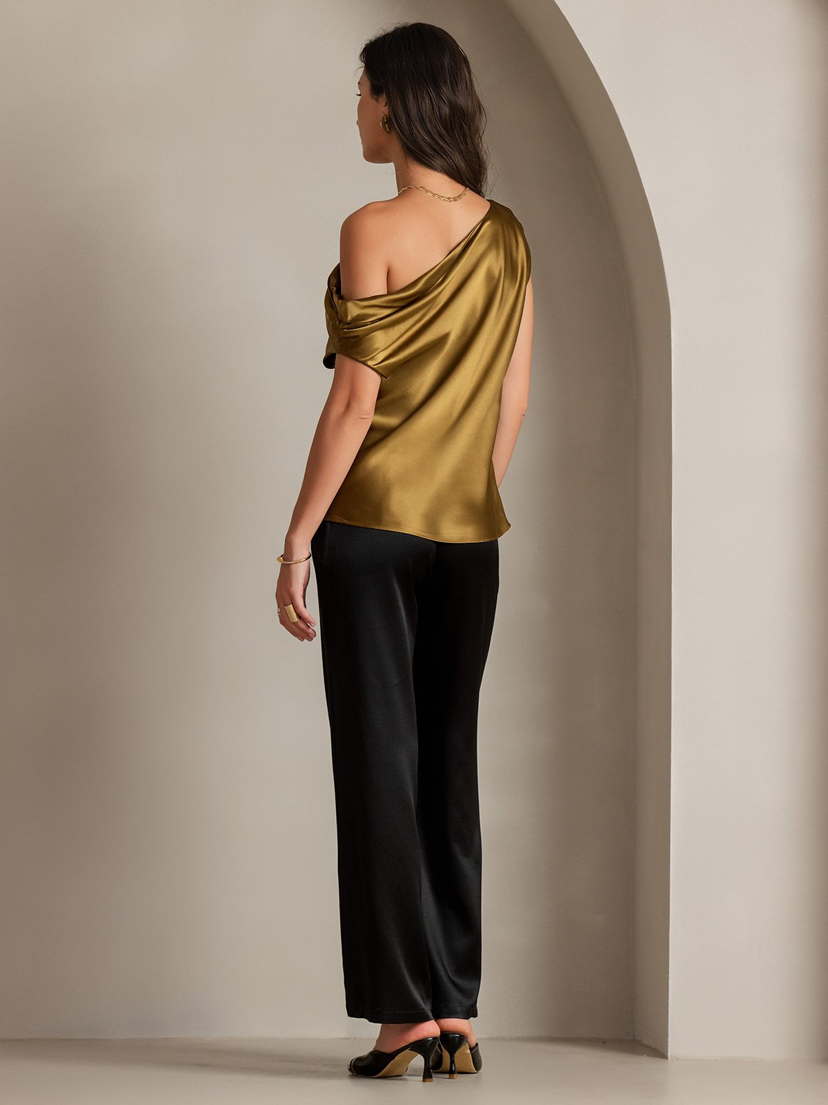 [Brown] SilkSilky 19Momme Silk Sleeveless One Shoulder Women's T-Shirt 002