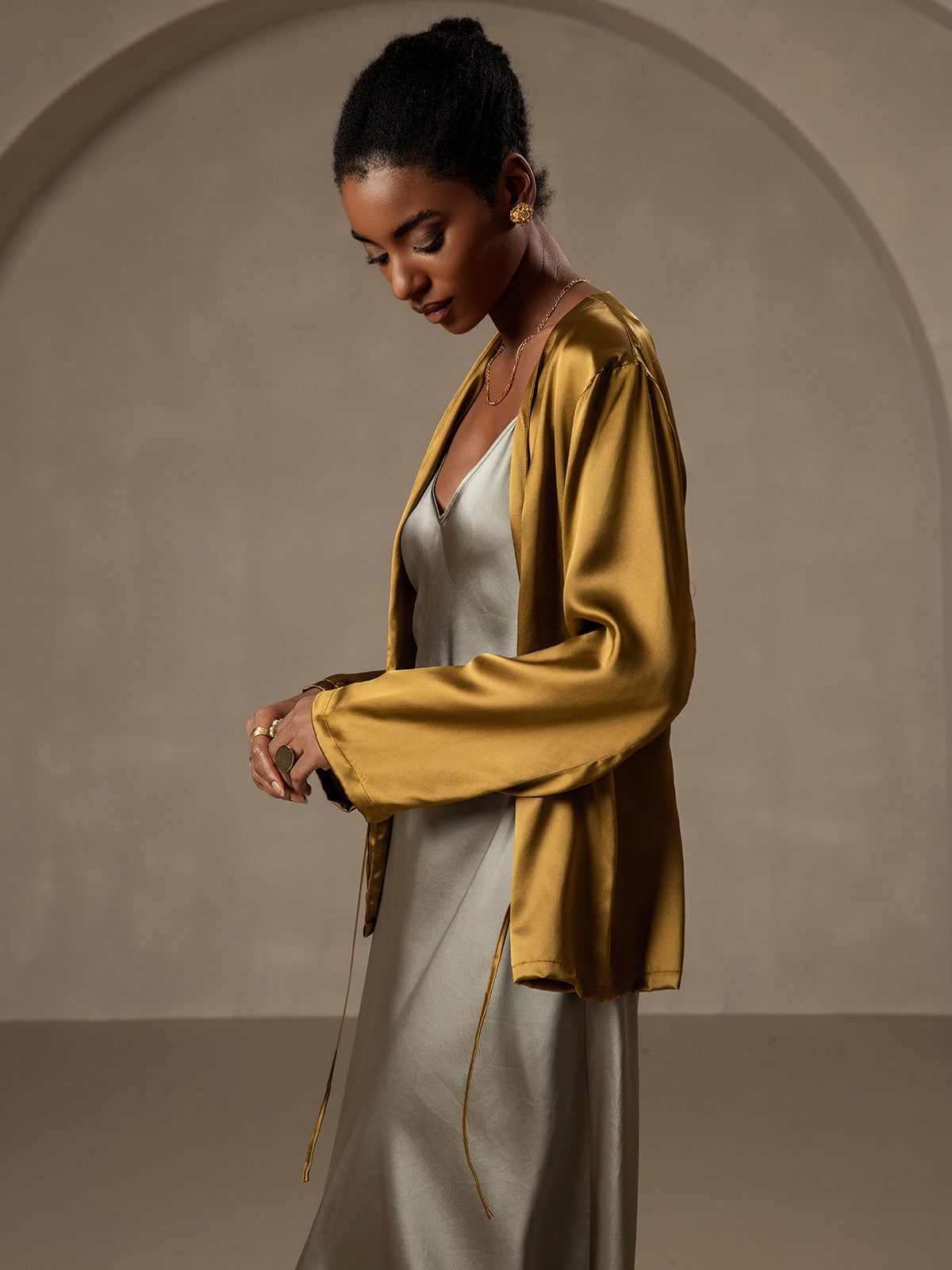 [Brown] SilkSilky  19Momme Stretch Silk Charmeuse Long Sleeve Women's Outerwear 001
