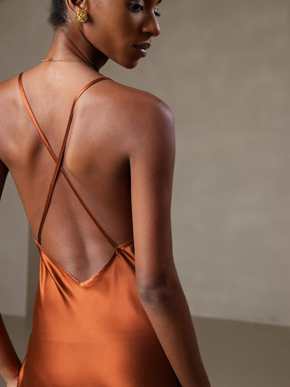 [Caramel] SilkSilky Pure Silk Sleeveless V Neck Dress 001