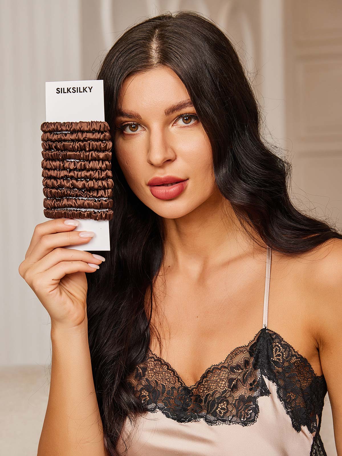 [Coffee] SilkSilky 19Momme Pure Silk Scrunchie 001