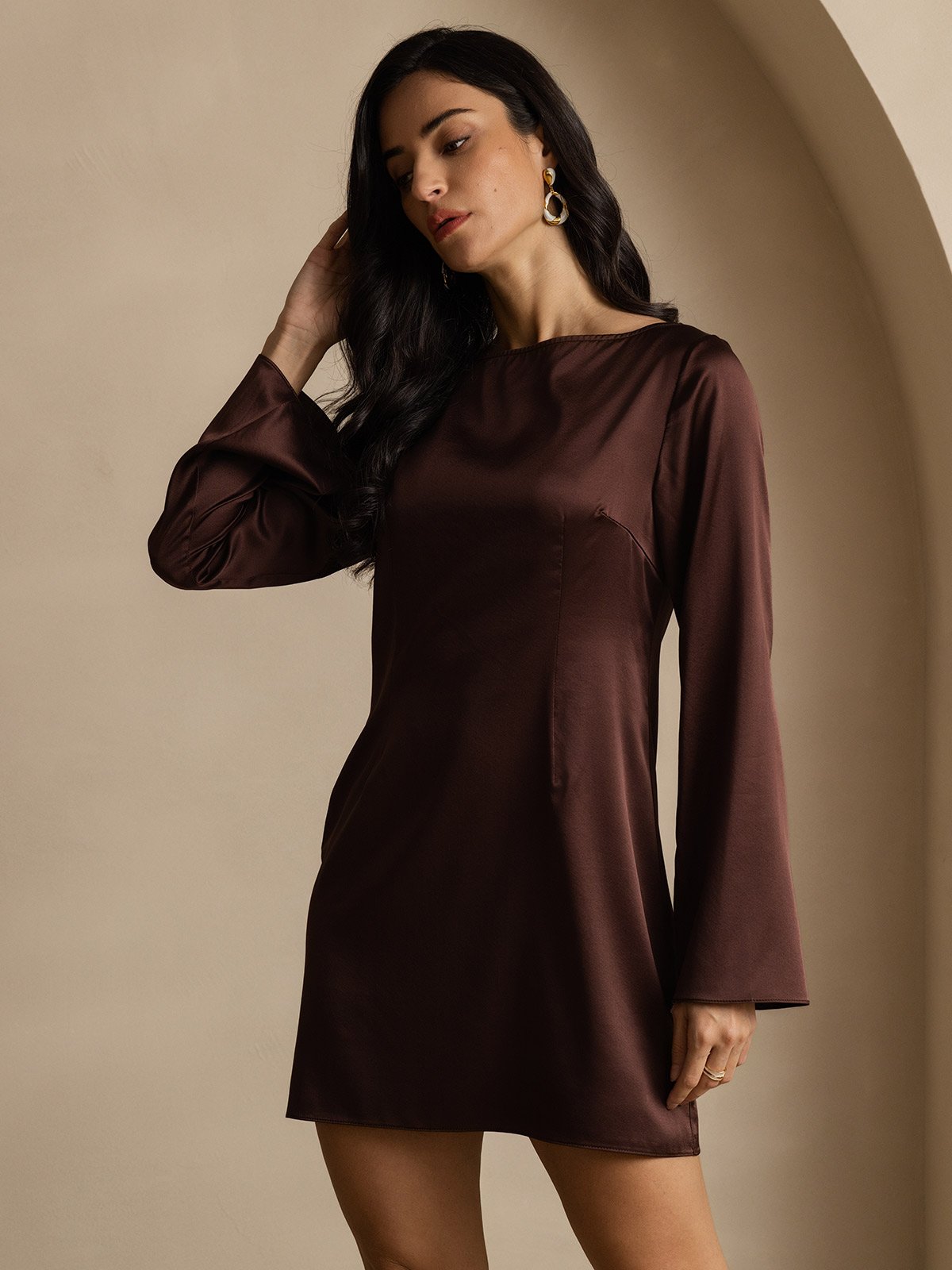 [Coffee] SilkSilky 19Momme Silk Long Sleeve Boat Neck Dress 006