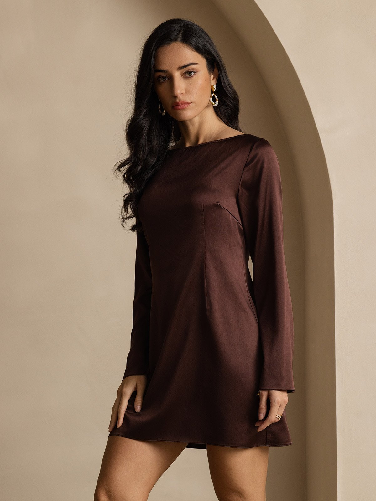 [Coffee] SilkSilky 19Momme Silk Long Sleeve Boat Neck Dress 007
